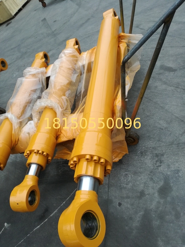 Construction equipment parts, Hyundai R450-7 bucket hydraulic cylinder ass'y, Hyundai excavator parts